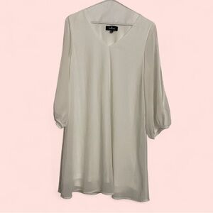 Lulu's Elegant White Flowing Dress